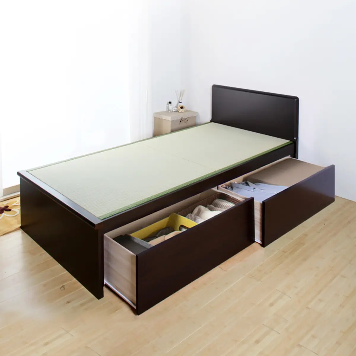 引き出し2杯付き畳ベッド 画像1